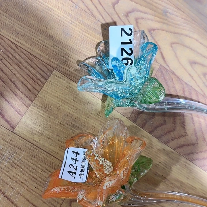 阳**虹2126一对家悦美居花瓶摆件