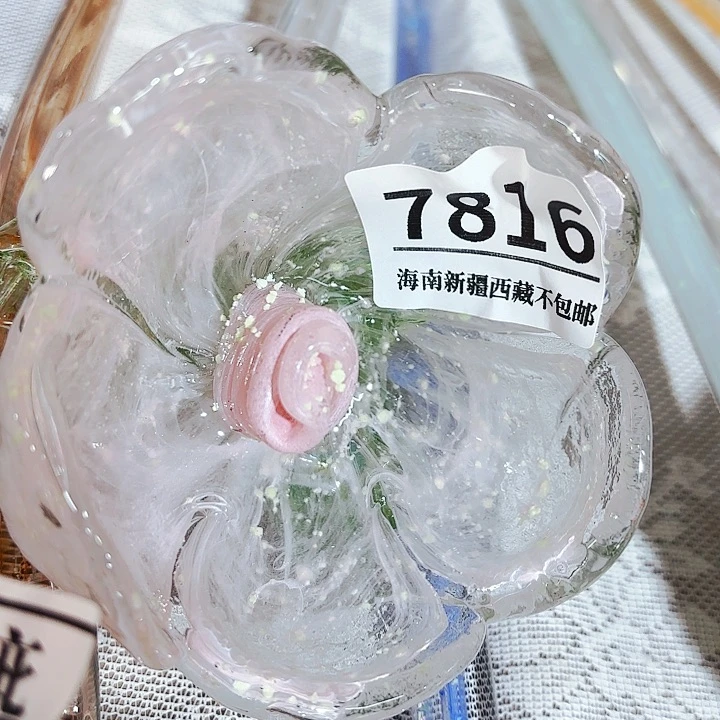 7816 家悦美居花瓶摆件有手工痕迹
