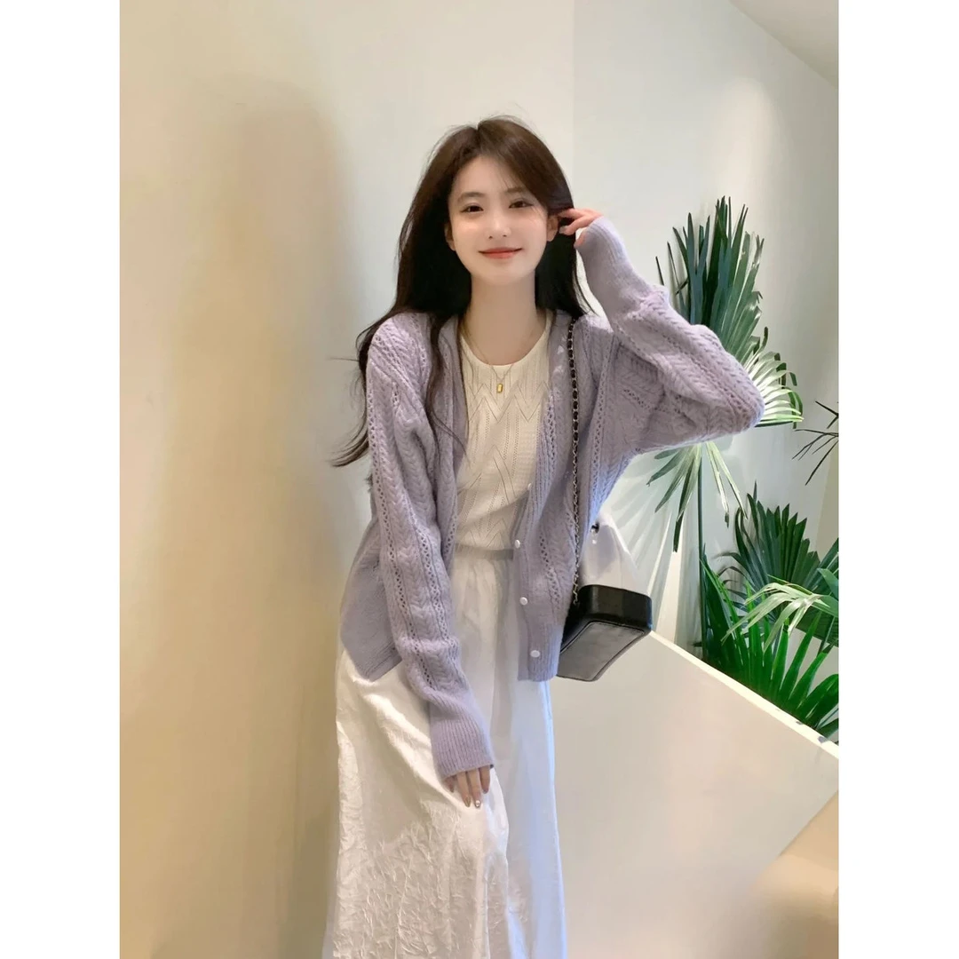 2024春季新款紫色镂空毛衣开衫外套女设计感白色拼接连衣裙两件套