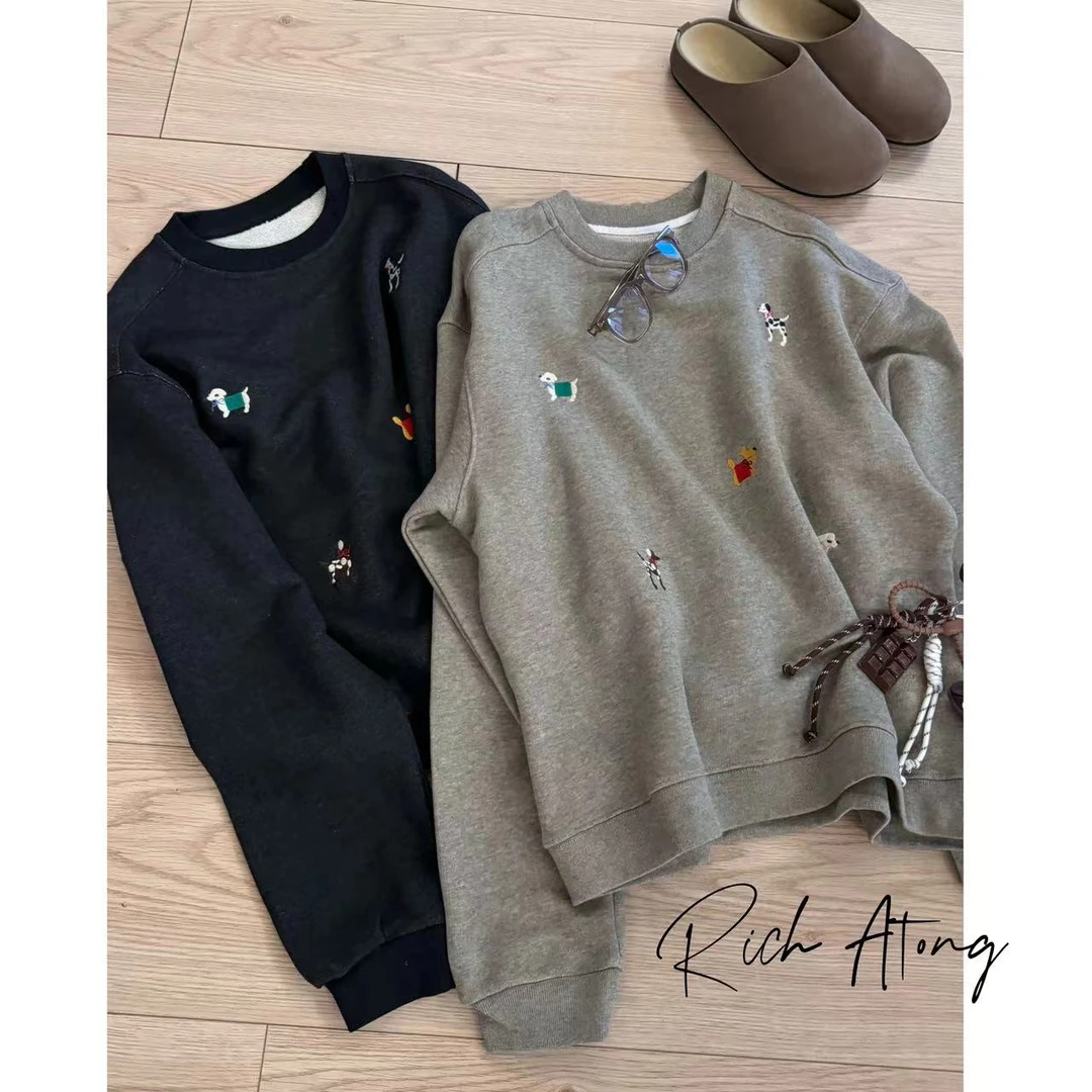 atong/阿彤-【顽皮狗旅游】-2024 阿彤家圆领刺绣狗狗卫衣