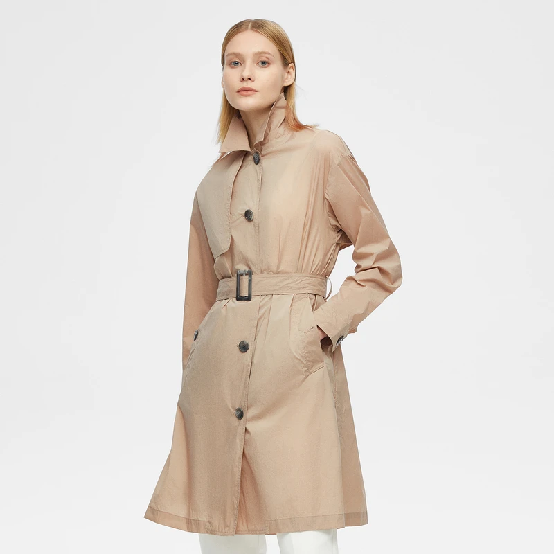 波司登UPF100+户外新款女款中长款时尚轻盈专业防晒服收腰风衣