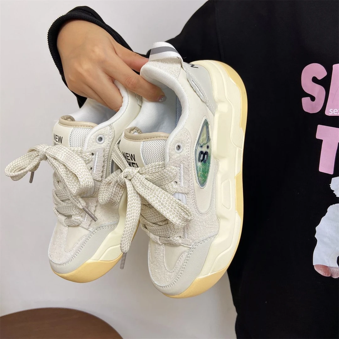 小众厚底增高面包鞋子女款2023新款百搭潮流学生党鞋子休闲板鞋