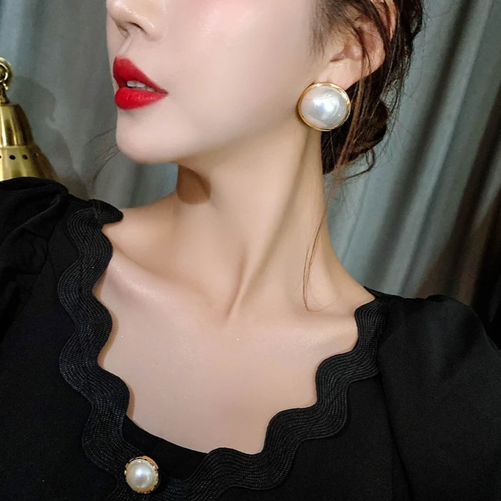 铜合金仿珍珠耳饰 网红大气夸张大珠珠耳环气质耳钉百搭耳饰耳扣