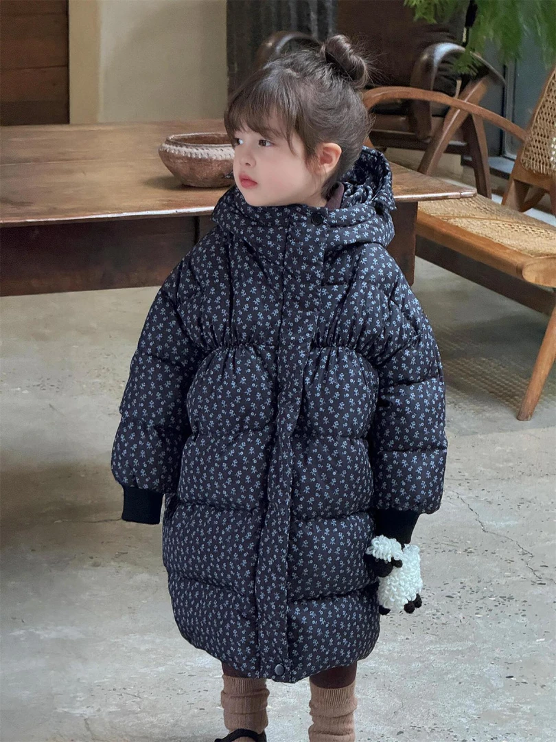 韩系童装2024冬季新款女童外套碎花复古长款带帽保暖羽绒服