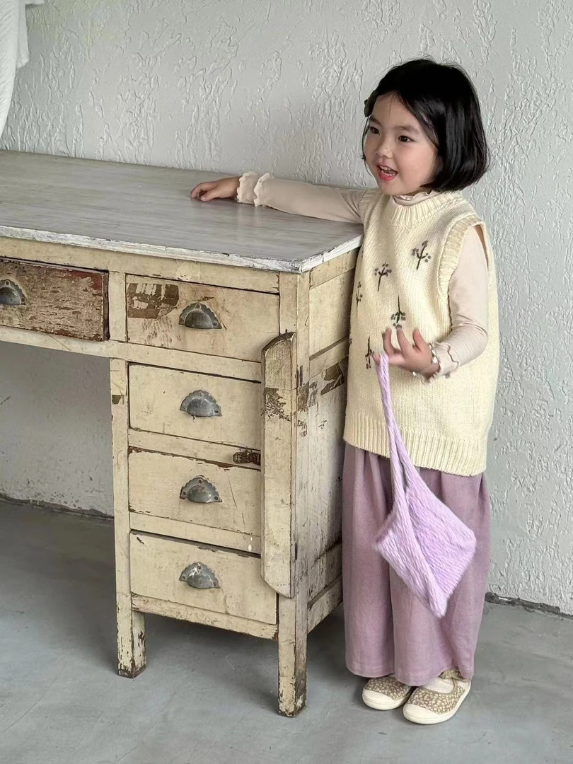 2024秋季新品韩版童品手工针织可爱圆领宽松针织背心