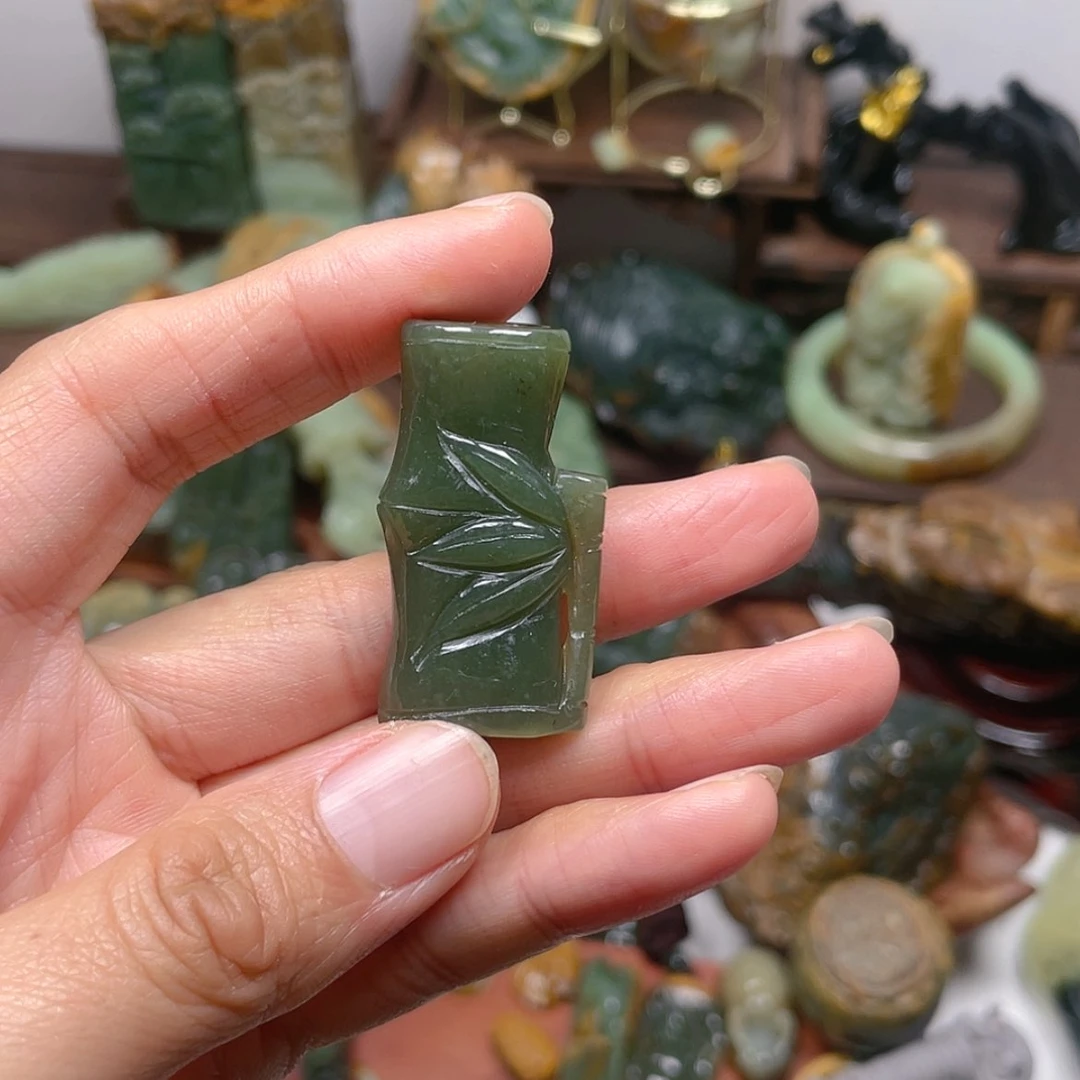 【闪购商品】岫岩河磨玉（透闪石质玉）挂件未镶嵌