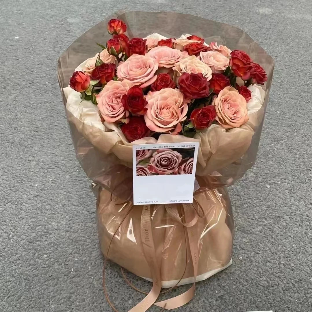 一叶知秋（11枝卡布奇诺玫瑰花束送女友送闺蜜精美圆形花束同城配送小时达）