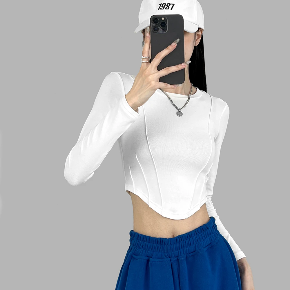动感少女《立体鱼骨线》长袖T恤2023欧美风圆领紧身弧形下摆打底衫