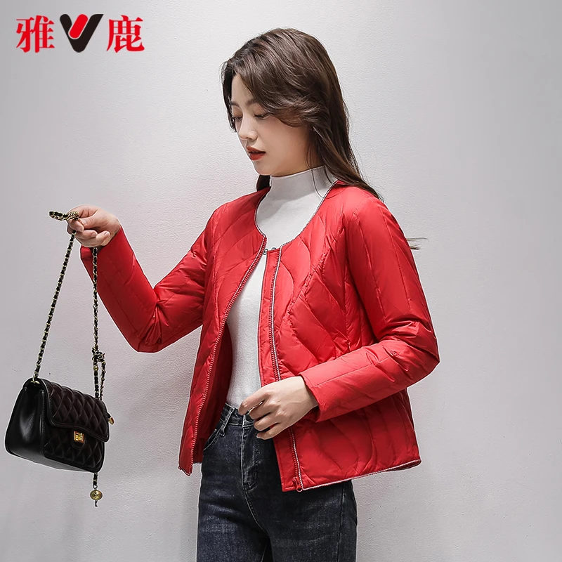 雅鹿短款服女圆领内搭外穿薄外套轻羽绒雅丹风舒适秋装秋冬酷飒