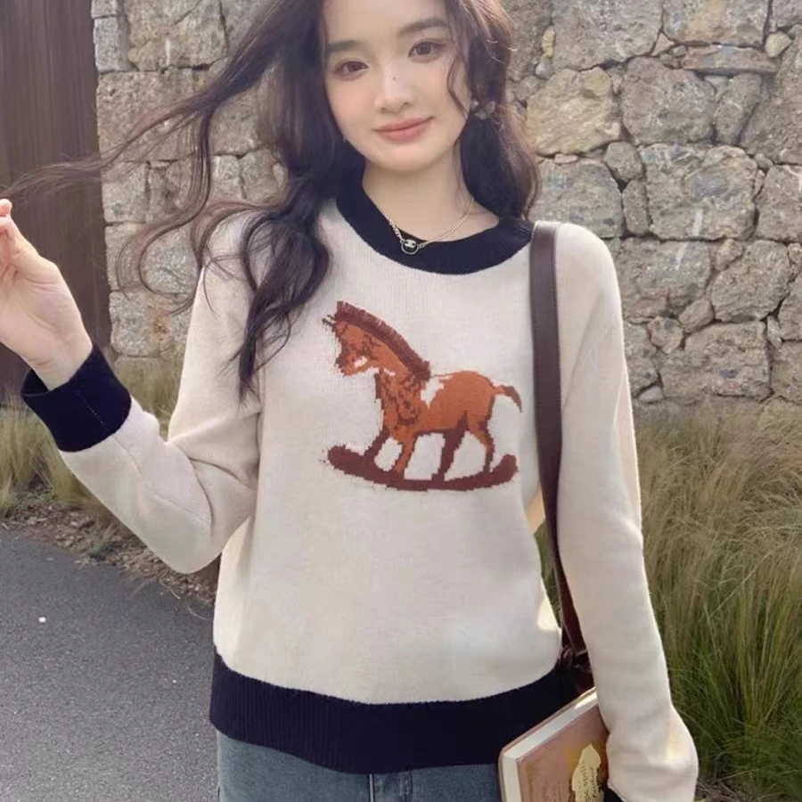 A JD6156 毛衣女时尚宽松可爱小马图案针织打底衫上衣外穿女