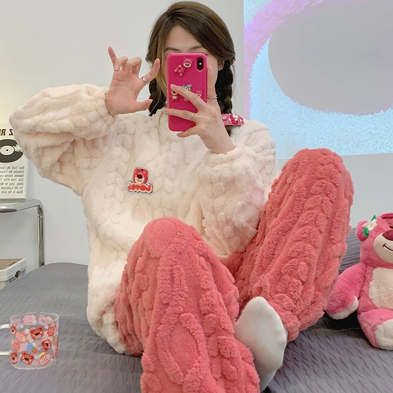 新款提花绒保暖家居服女士睡衣加绒宽松秋冬季卡通甜美少女风套装
