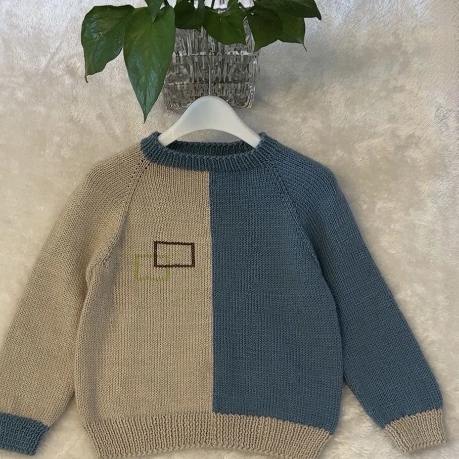 配色羊绒衫套头材料包非成品。左右两种颜色，非样衣颜色自己备注