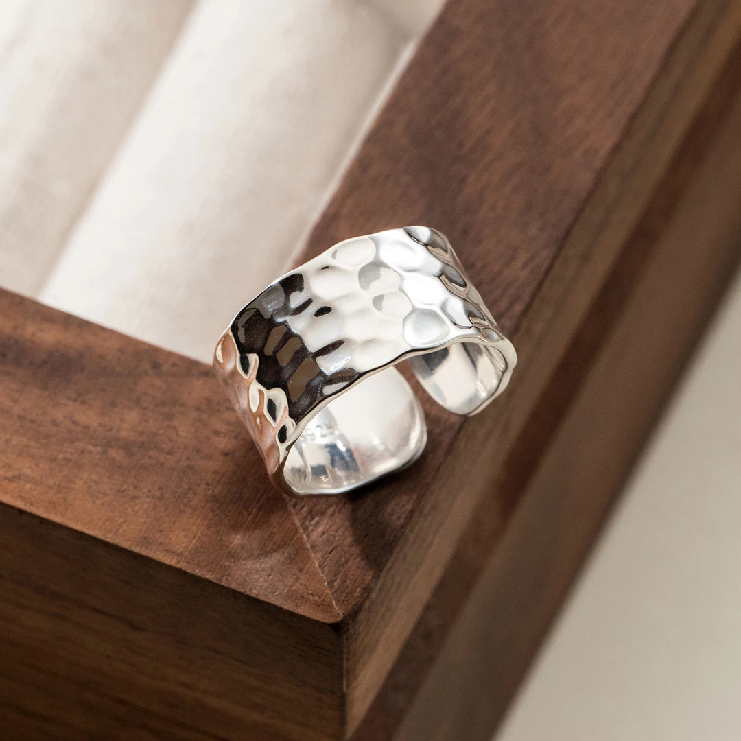 925银戒指 S925纯银简约韩版ins风捶打纹宽面戒指新款气质指环女