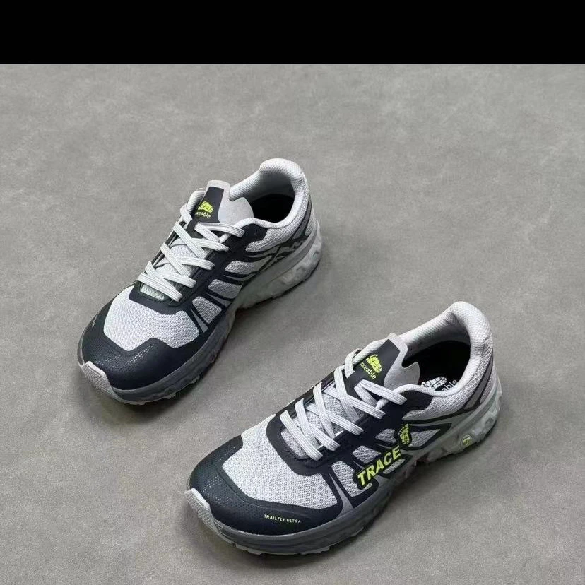 新加拿大轻奢千元级轻便透气宽楦减震防滑耐磨户外全地形越野跑鞋