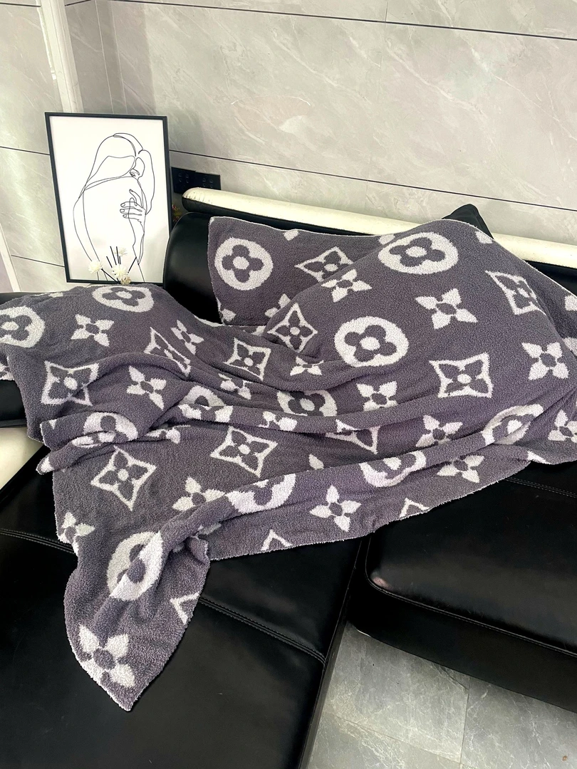 轻奢高级超柔双面绒休闲毯针织毯办公室午睡毯沙发盖毯