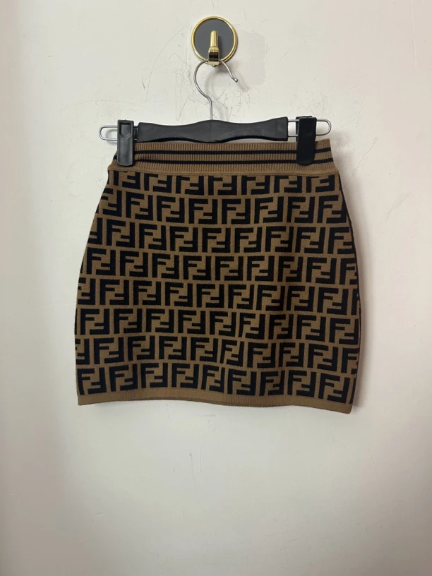 芬迪fendi老花短裙95新