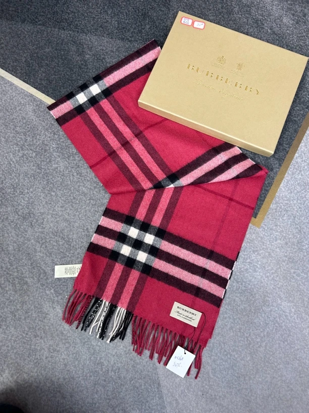 Burberry西瓜红色格纹围巾95新