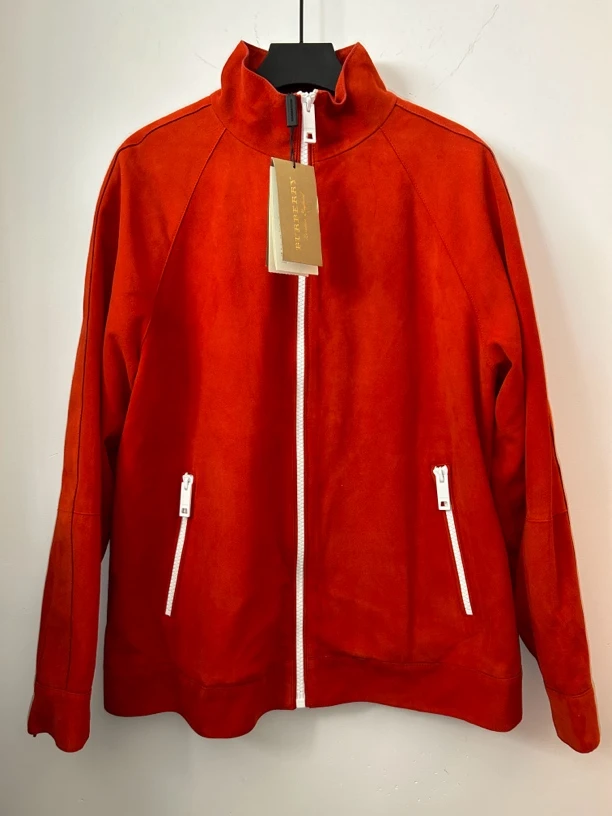 Burberry红色外套99新