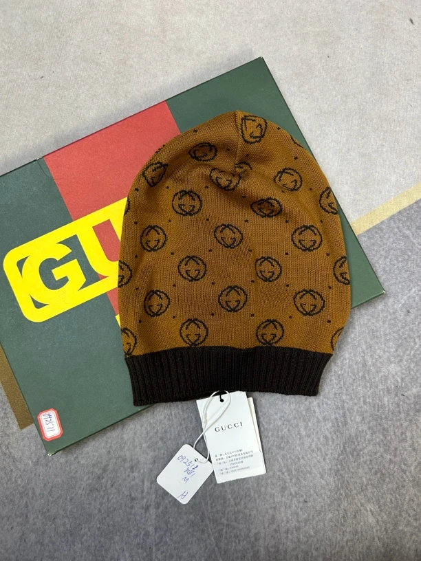 古驰棕色针织帽99新