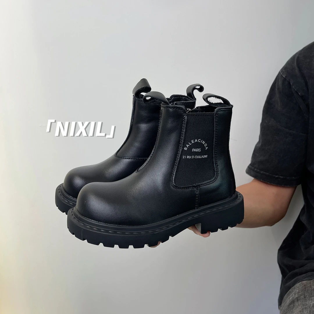 西西家2023冬款新品韩版女童简约百搭皮靴中大童靴子马丁靴7511