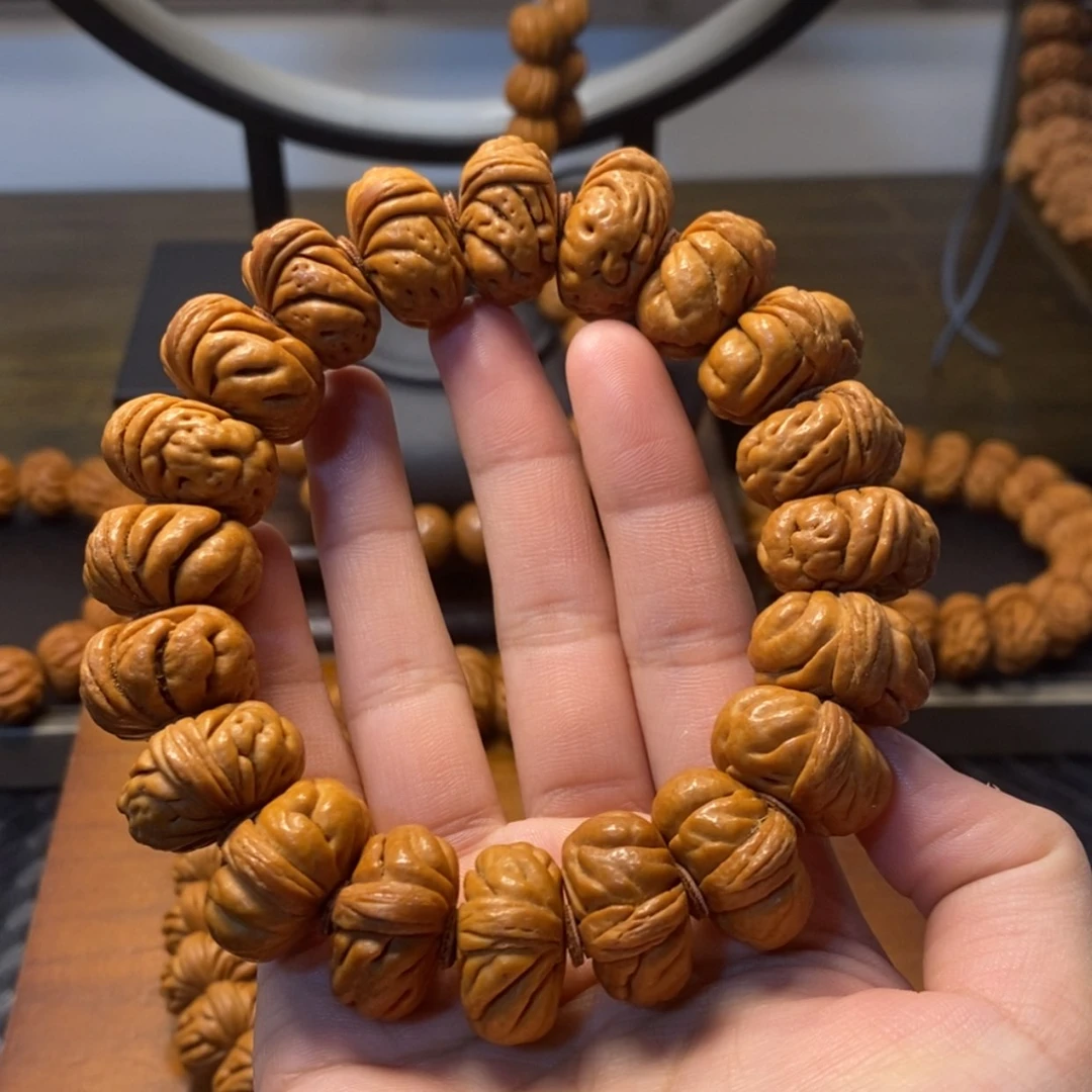 【闪购商品】桃核吊坠?***?21矮桩金鱼眼