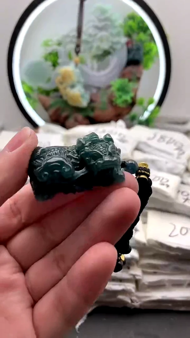 【闪购商品】翡翠颈饰未镶嵌貔貅吊坠