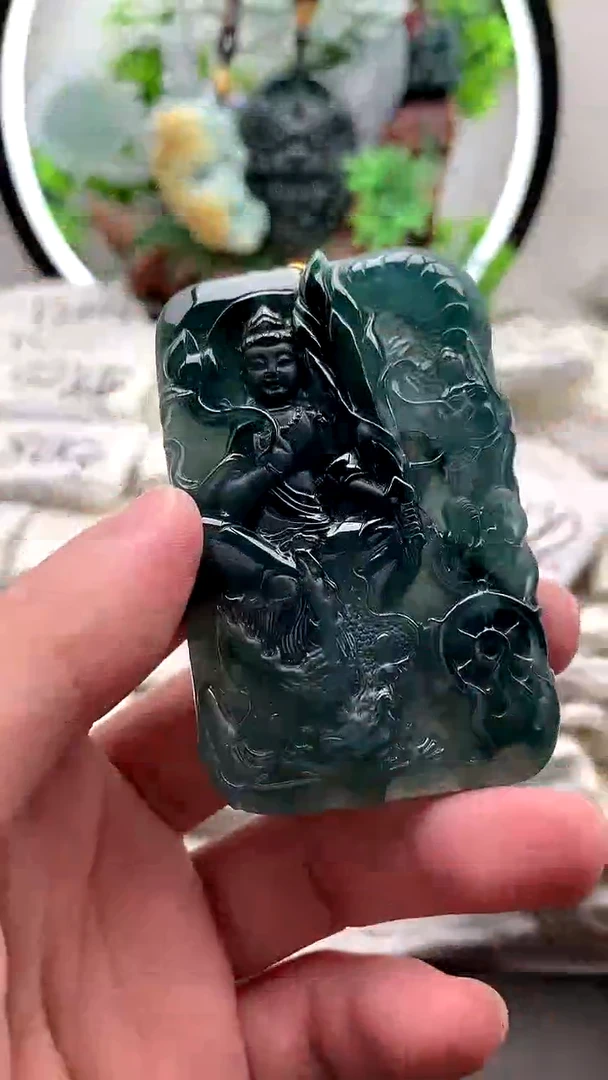 【闪购商品】翡翠颈饰未镶嵌虚空藏