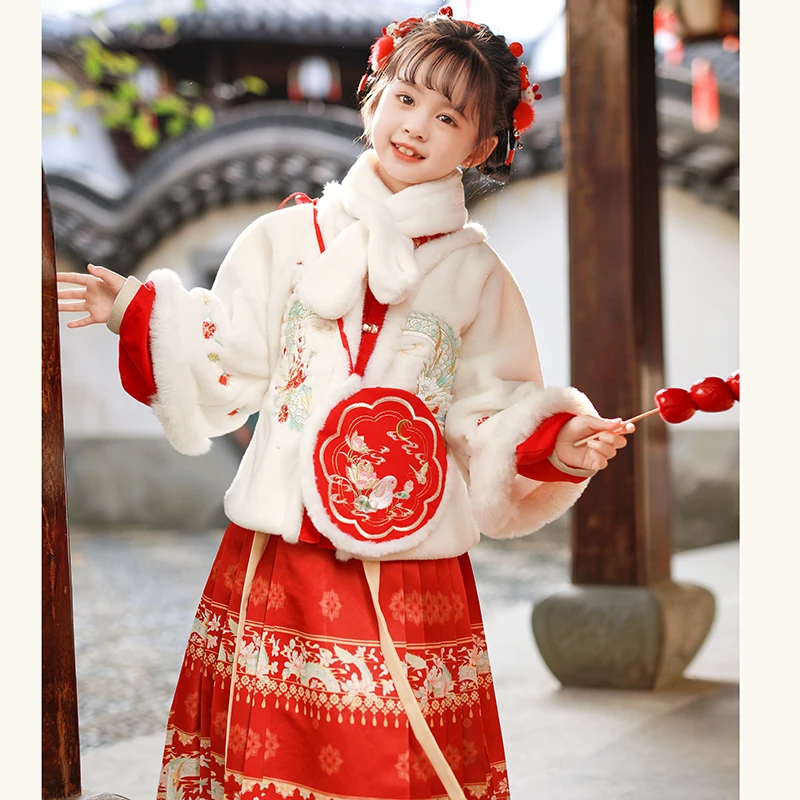 女童汉服冬季儿童加厚拜年服保暖中国风古装超仙唐装马面裙新年冬