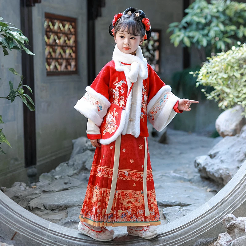 女童汉服拜年服冬季儿童加厚古装中国风新年马面裙龙年唐装套装冬