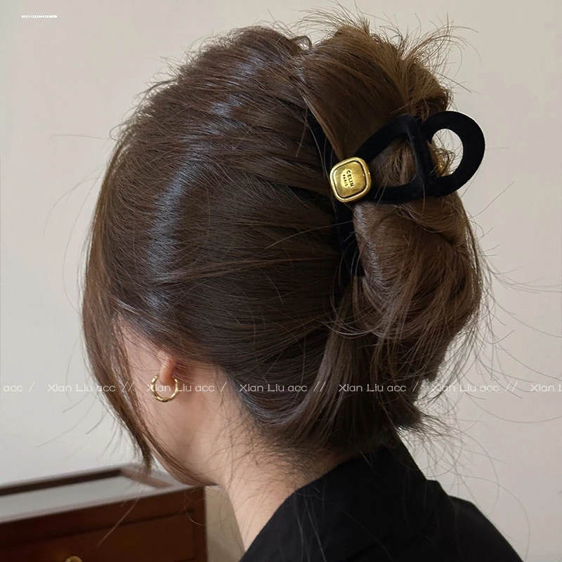 少女精致色爱心植绒抓夹发卡简约后脑勺发饰甜妹气质发量质感