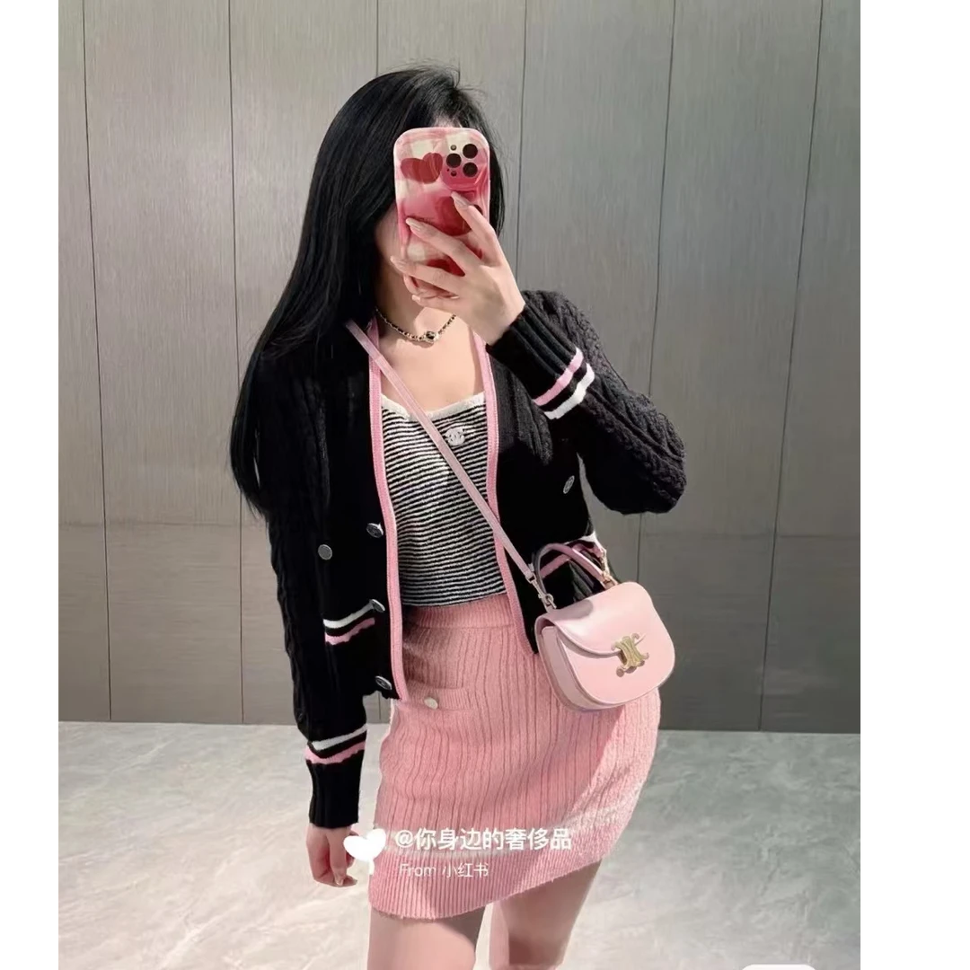 CHANEL/23P学院风黑粉针织开衫/40码/准新带吊/编号4091