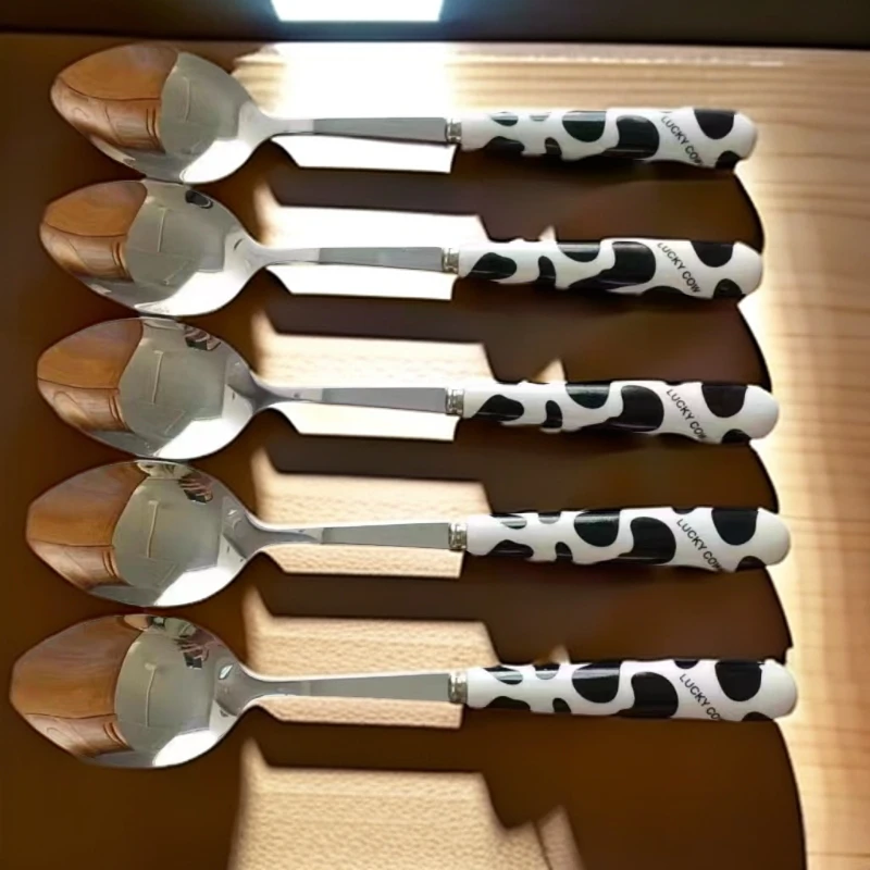 【新疆包邮】可爱奶牛纹陶瓷不锈钢勺便携长柄西餐勺学生上班族勺