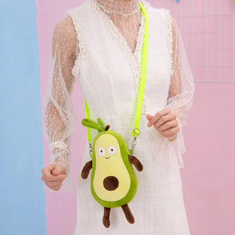 牛油果毛绒玩具包包