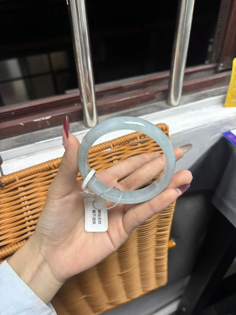 缅甸翡翠手镯A货56圈口