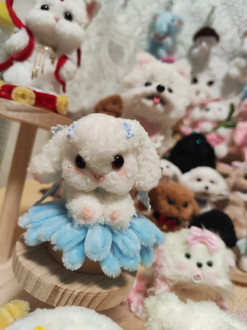 扭扭棒蓝色花花兔