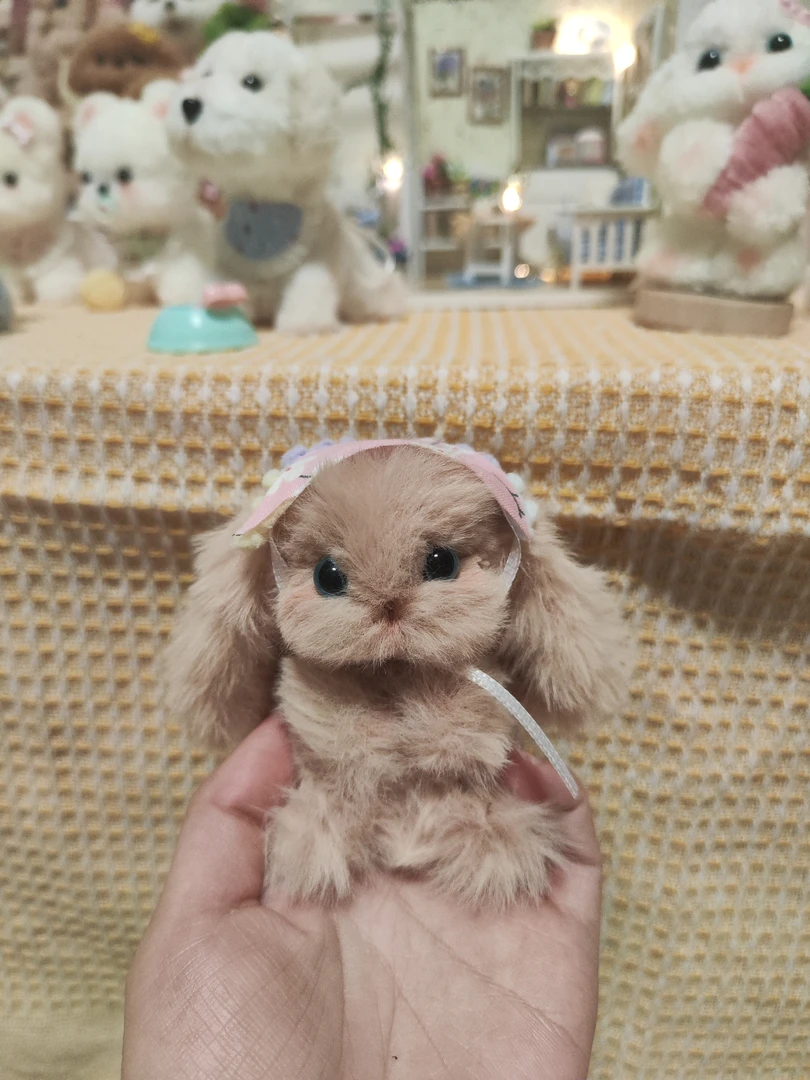 扭扭帮头巾小兔子