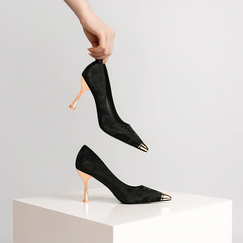 金属头高跟鞋女2025年秋季新款设计感小众气质名媛黑色细跟单鞋女
