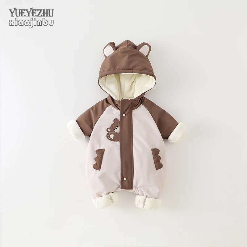 婴儿冲锋衣外套秋冬夹棉保暖外出抱衣男宝宝连体衣冬装休闲衣服潮