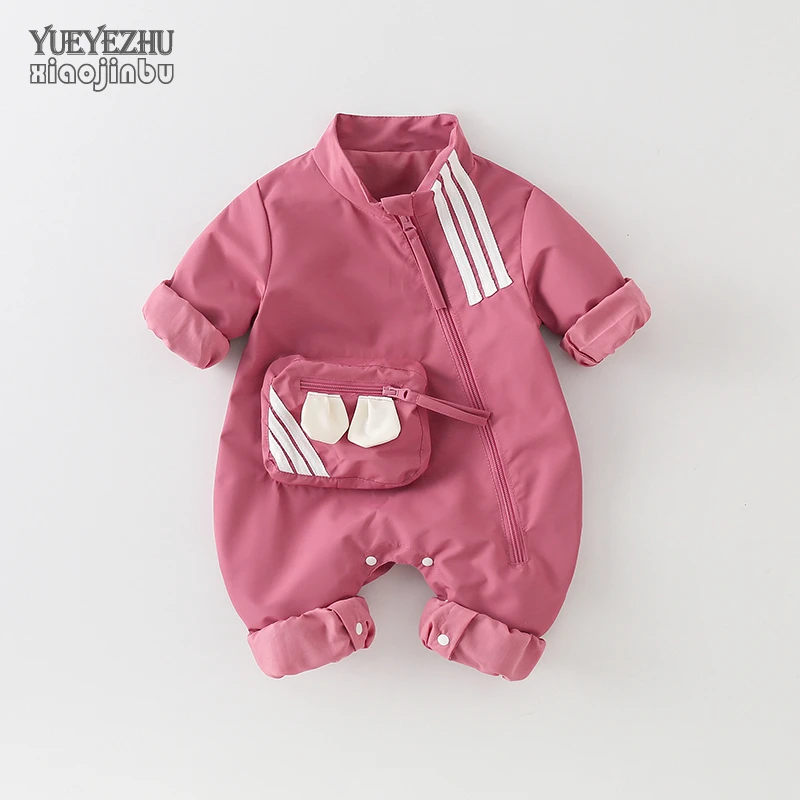 初生婴儿衣服秋装男女宝宝冲锋衣连体衣春秋休闲帅气时髦哈衣洋气