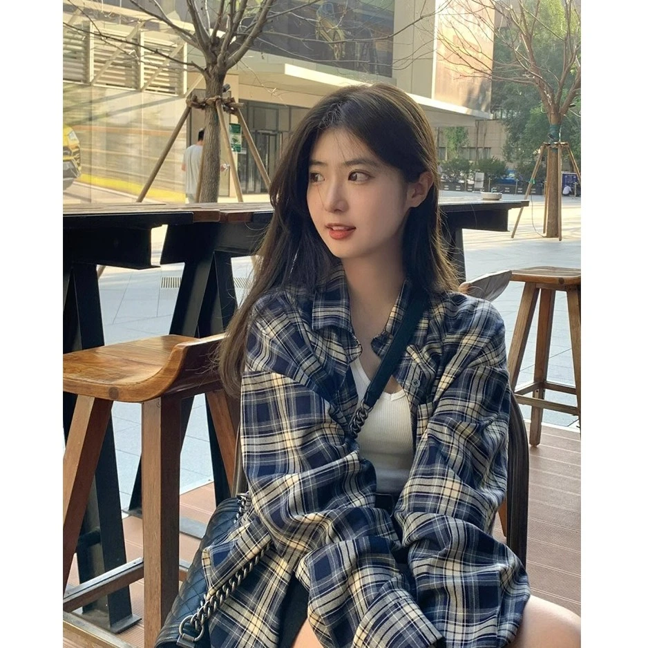 幂式穿搭格子衬衫女早秋慵懒风复古宽松衬衣开衫外套长袖上衣初秋