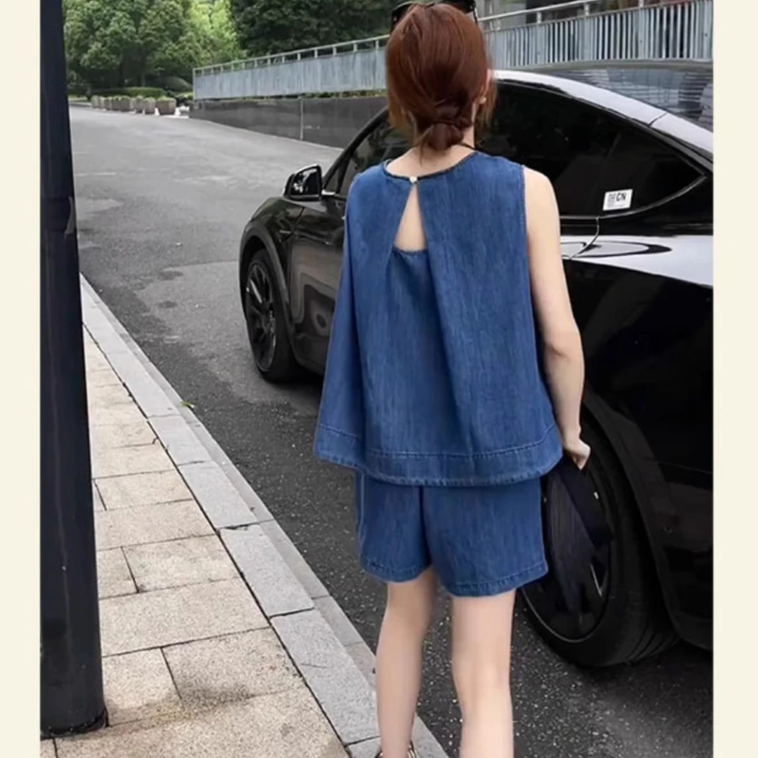 今年流行爆款休闲套装小个子时尚气质蓝色无袖上衣短裤两件套女夏