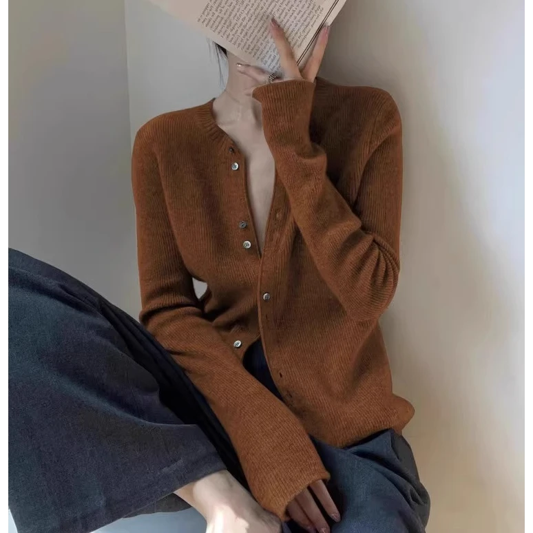 法式美拉德焦糖色针织开衫女春秋季外穿修身内搭毛衣打底短款上衣