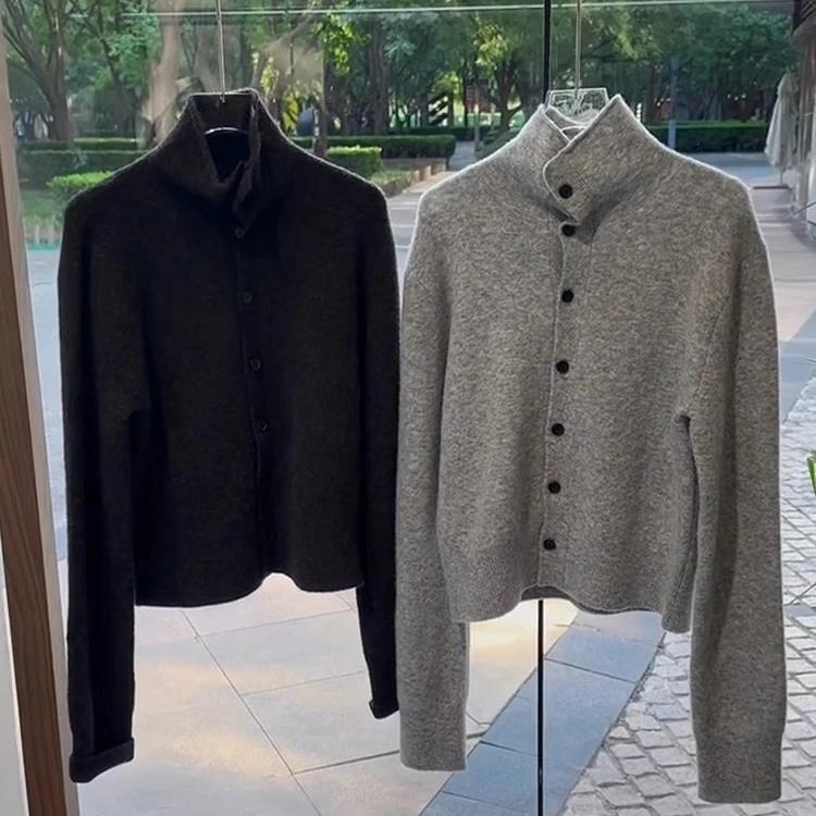 高级感简约百搭单排扣高领灰色毛衣外套2025秋冬小个子减龄开衫女
