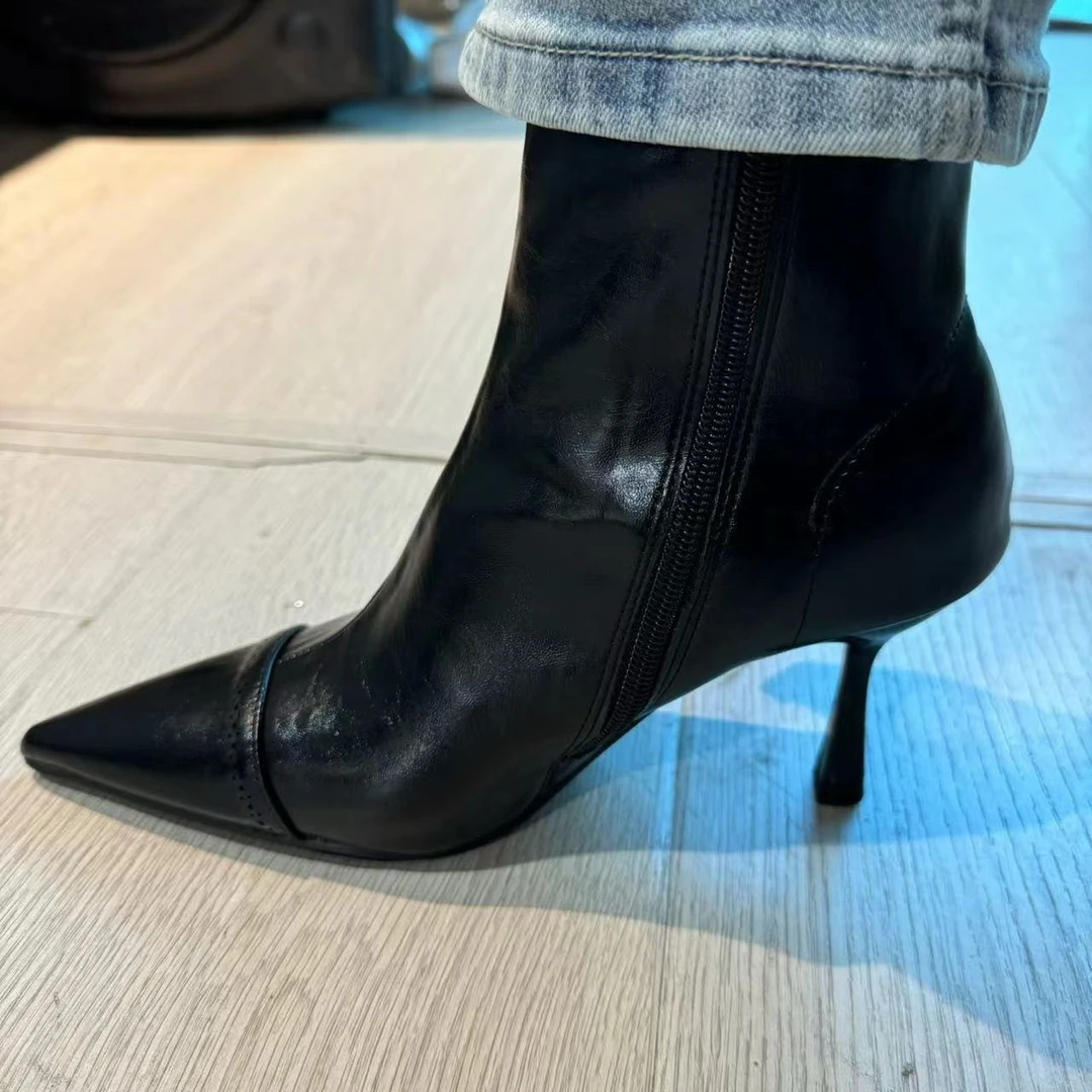 女士时尚尖头拉链高跟短靴秋冬