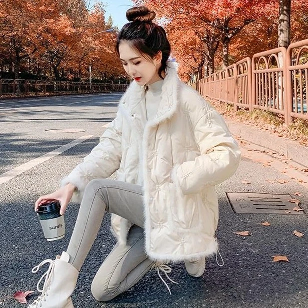 短款轻薄羽绒服女2023冬宽松小个子拼接水貂毛白鸭绒小香风外套