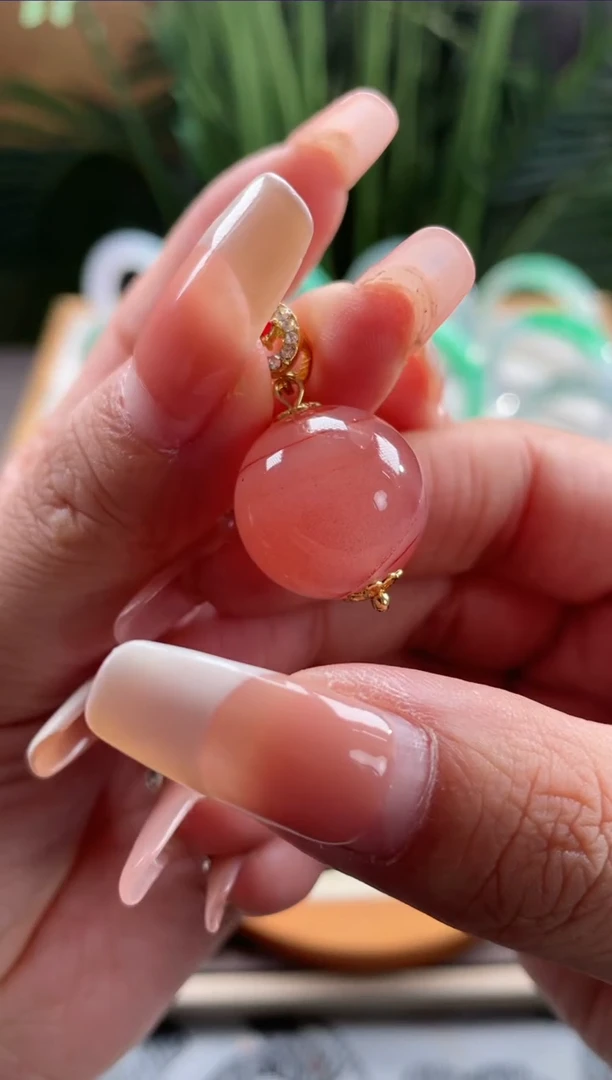 【闪购商品】玛瑙/玉髓挂件未镶嵌.