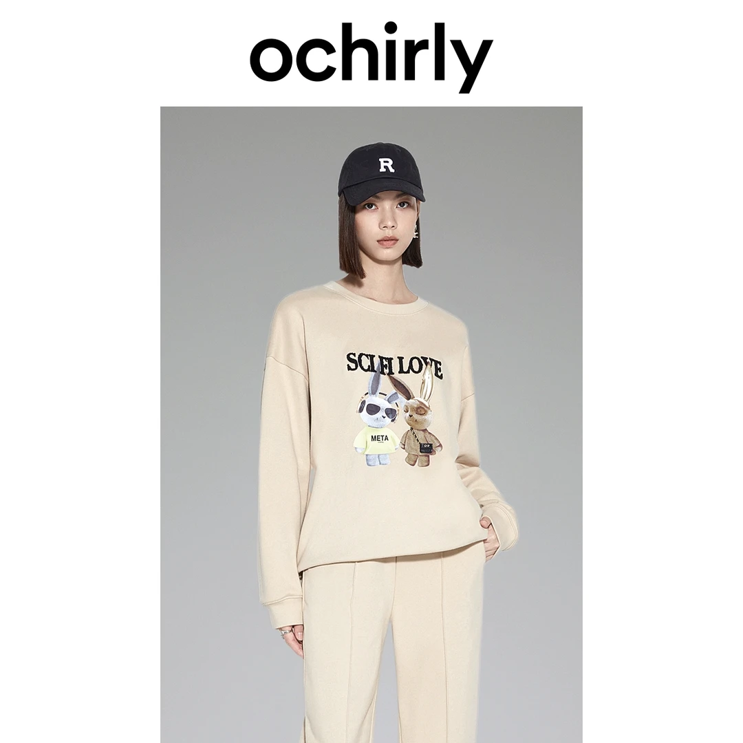 ochirly/欧时力 印花纯棉卫衣女春装上衣绣字母宽松休闲长袖