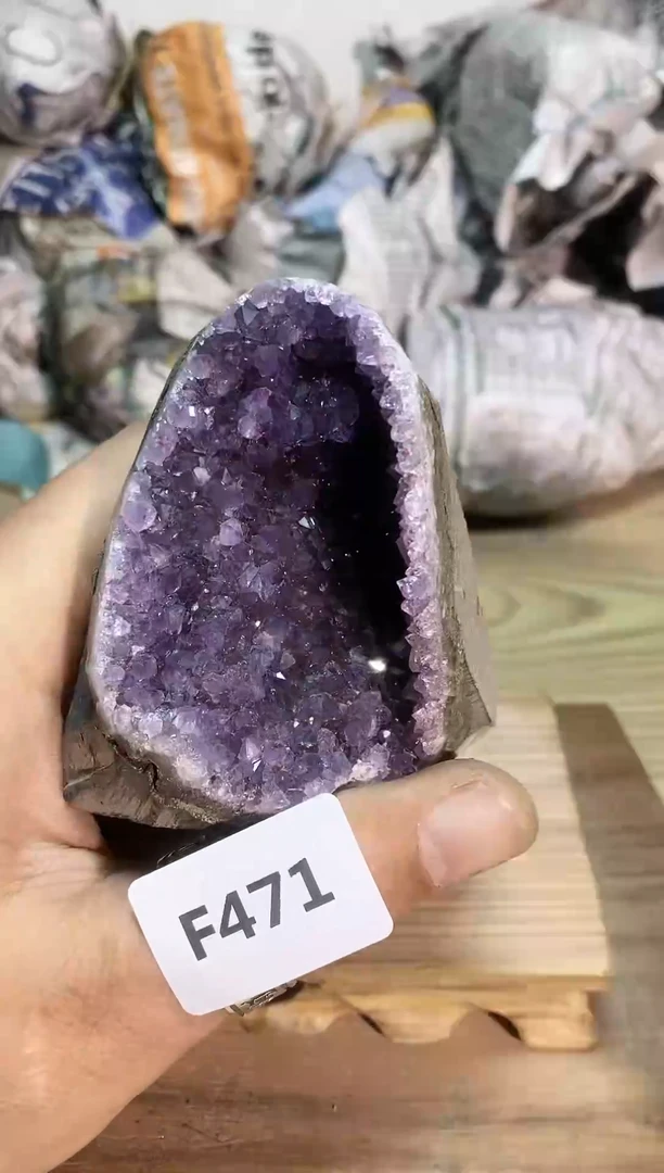 【闪购商品】紫晶大型摆件(非配饰)未镶嵌水晶原石