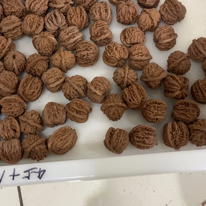 文玩核桃吊坠四座楼