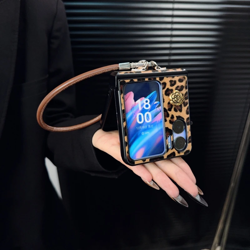 适用oppofindn2flip手机壳新款n2flip套复古豹纹山茶花斜跨手提女